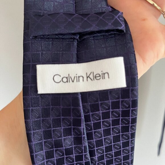 Calvin Klein Men's Purple Tie Business Casual Gift Guy - Picture 1 of 7